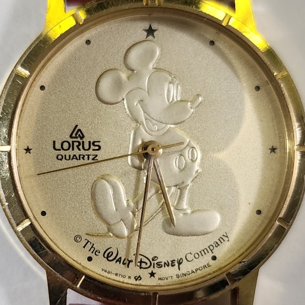 Vintage 90s Mickey Mouse Watch - Picture 9 of 9